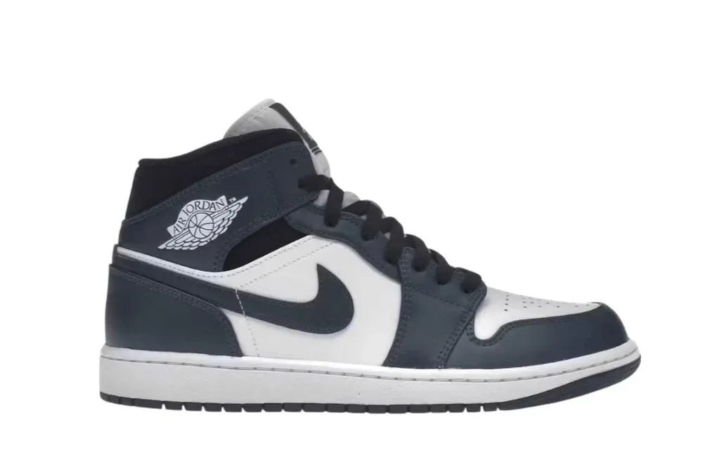 NIKE Air Jordan 1 Mid 'Armory Navy' Sneakers Size 9